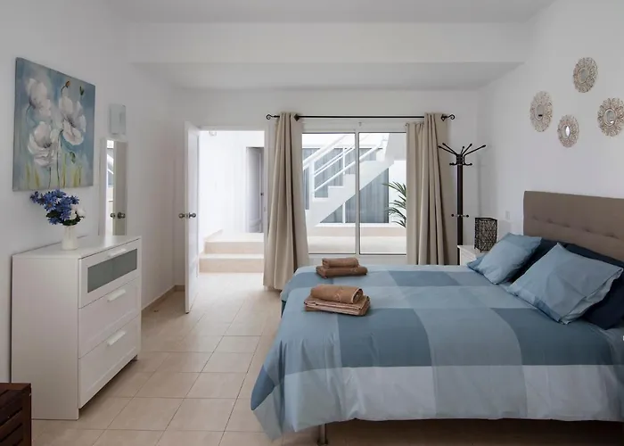 Maximilian House-duplex Vista Al Mar En Complejo Con Piscina